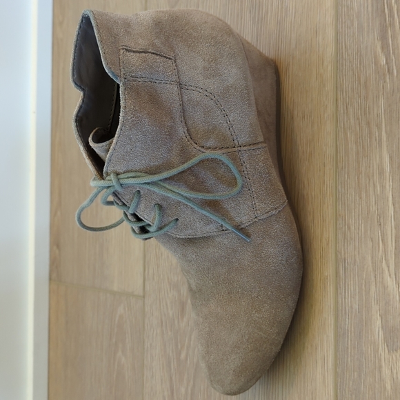 Nine West Booties - Picture 2 of 3